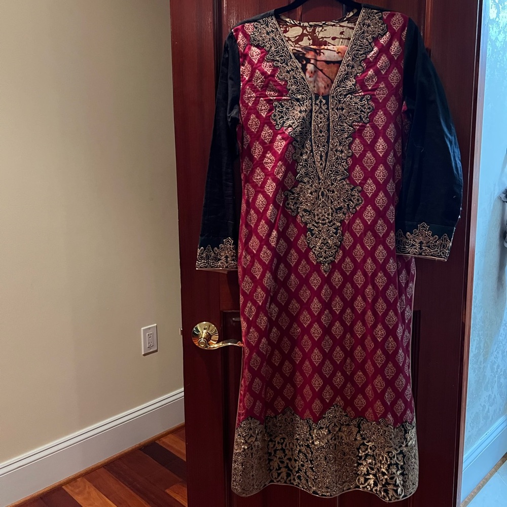 Elegant Black and Red Salwar Kameez/Kurta